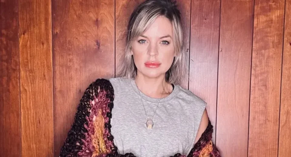 Dictan orden de restricción contra Kirsten Storms por grave crisis de salud mental