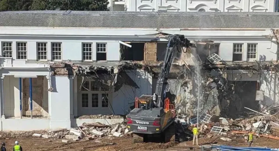 Trump solicita retomar construcción del salón de la Casa Blanca tras incidente de seguridad