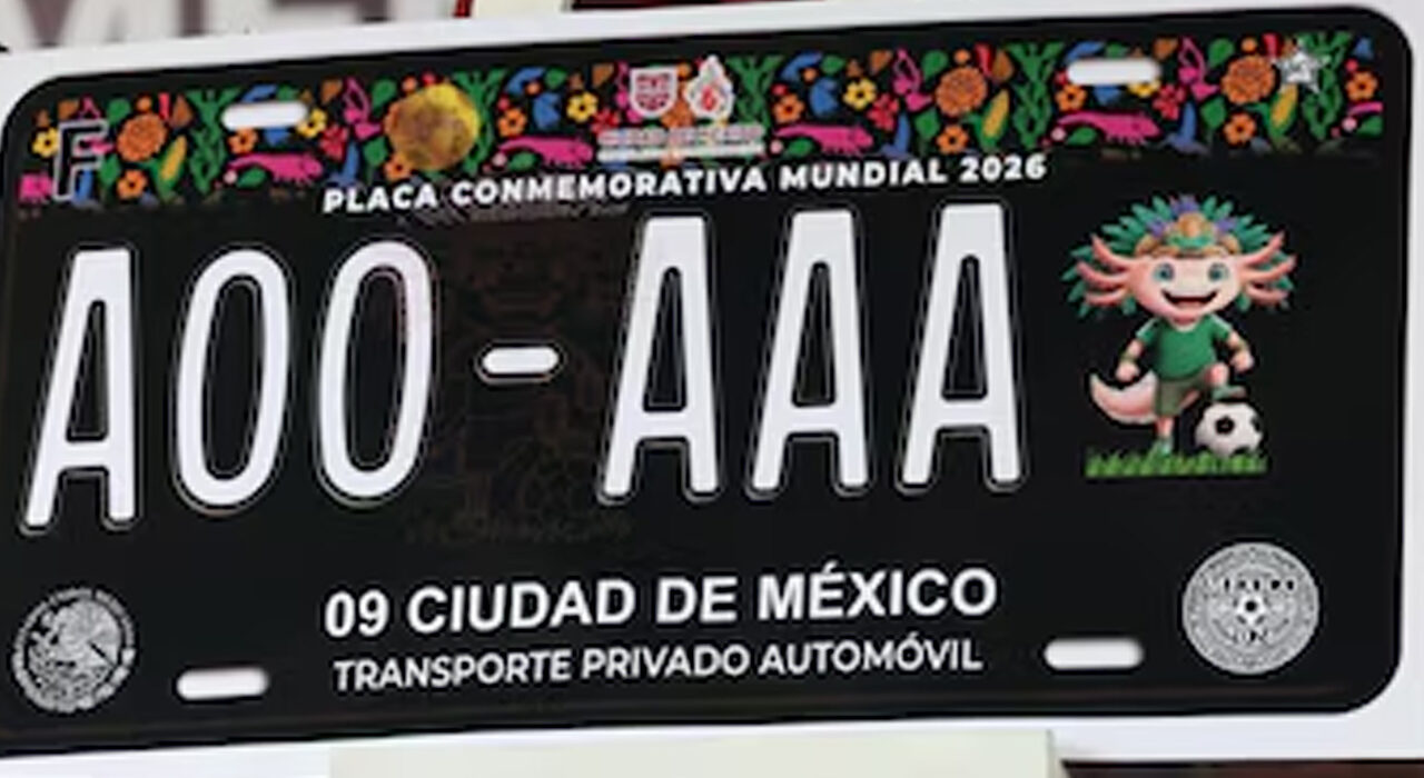 Así son las nuevas placas mundialistas que ya preparan en CDMX