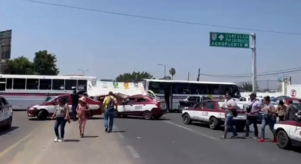 CNTE instala plantón masivo y ocupa varias calles del centro de Oaxaca