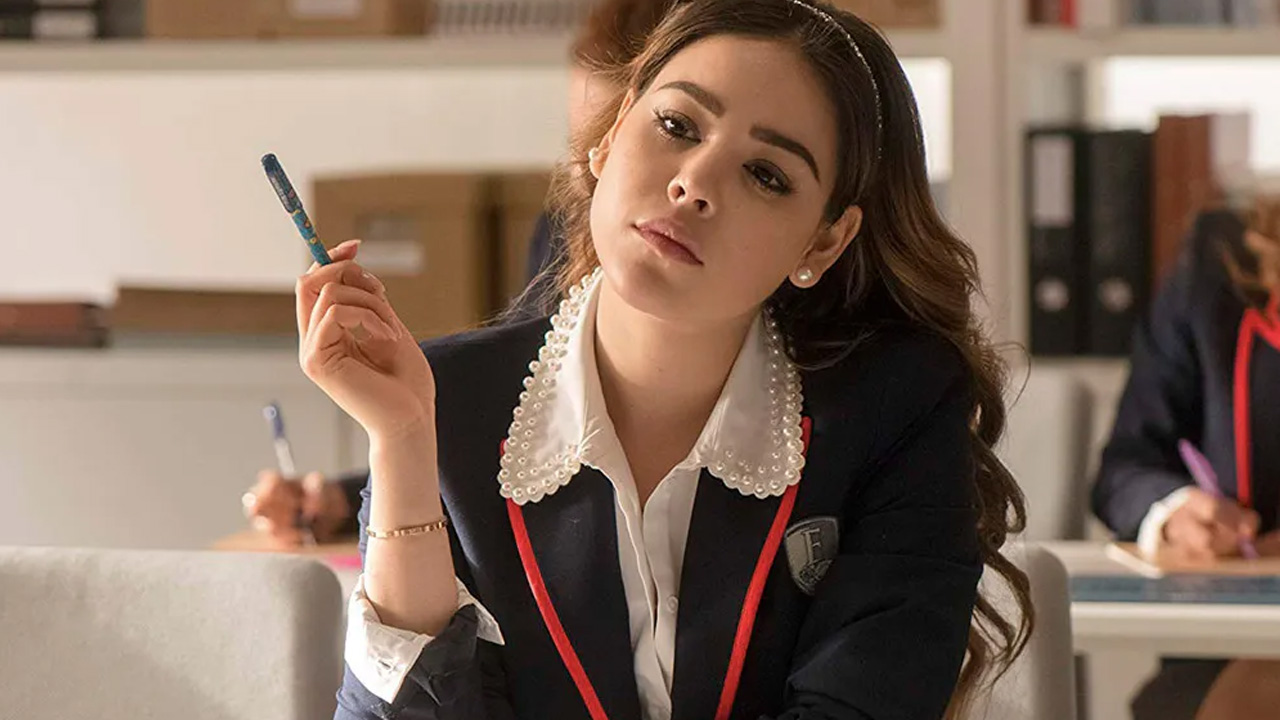 Danna Paola apuesta por ser auténtica tras comentarios negativos