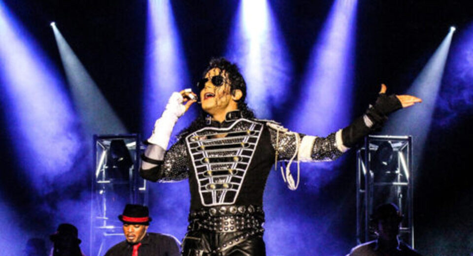 Drake rompe récord histórico y supera a Michael Jackson en Billboard