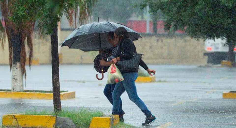 Lluvias chocarán esta semana en varios estados de México