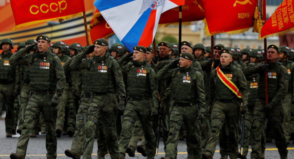 Rusia da luz verde a ley para actuar en defensa de sus ciudadanos en el extranjero