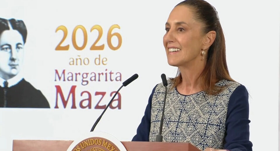 Sheinbaum destaca labor del magisterio
