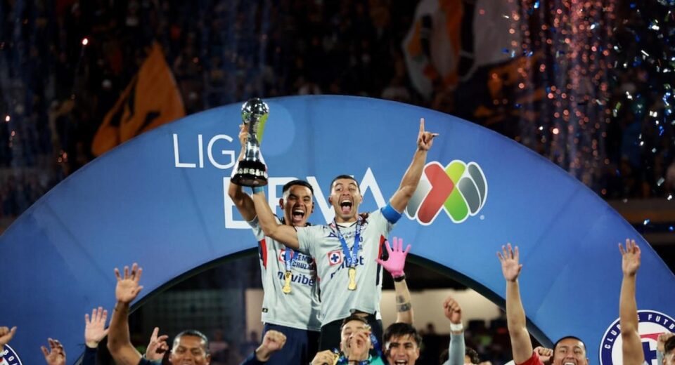 Sheinbaum felicita al Cruz Azul