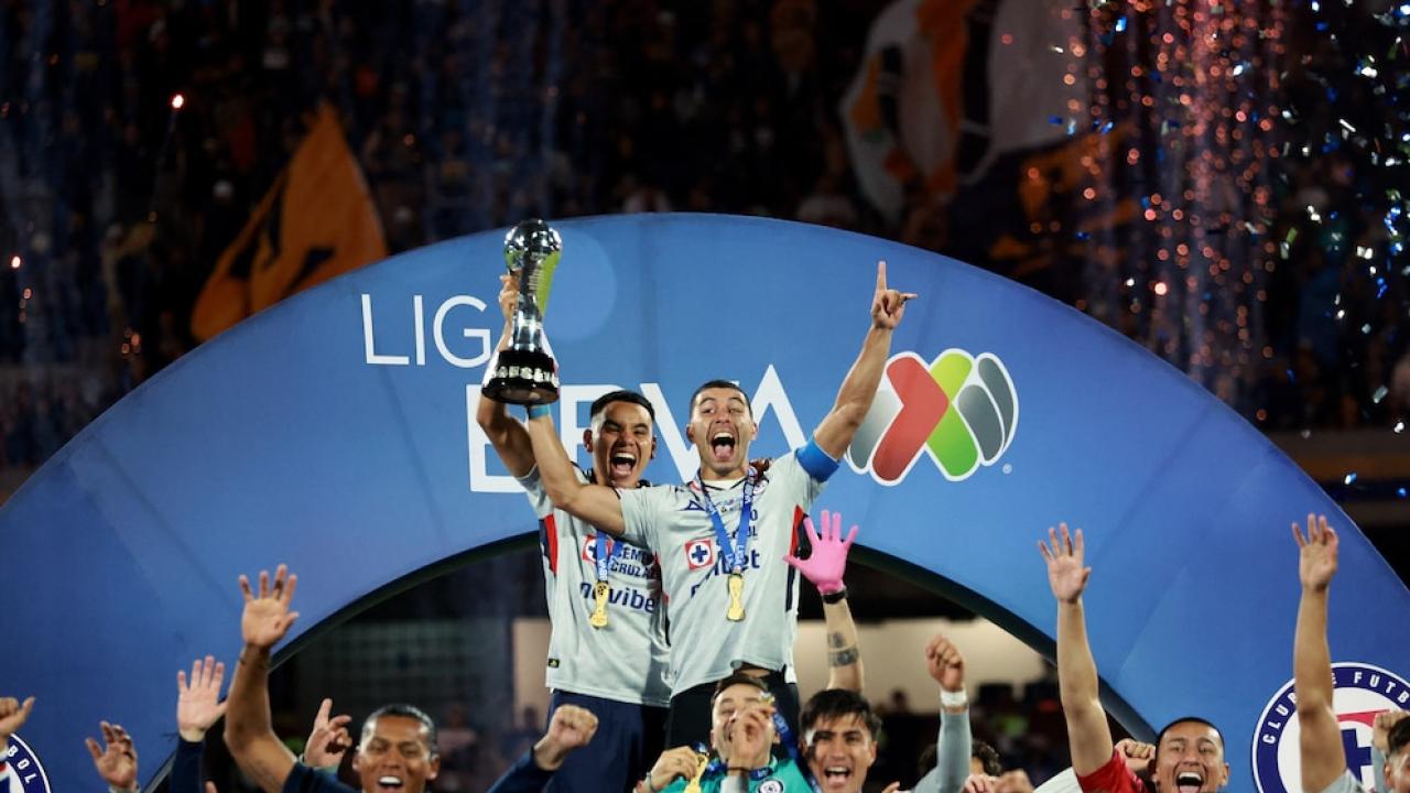 Sheinbaum felicita al Cruz Azul