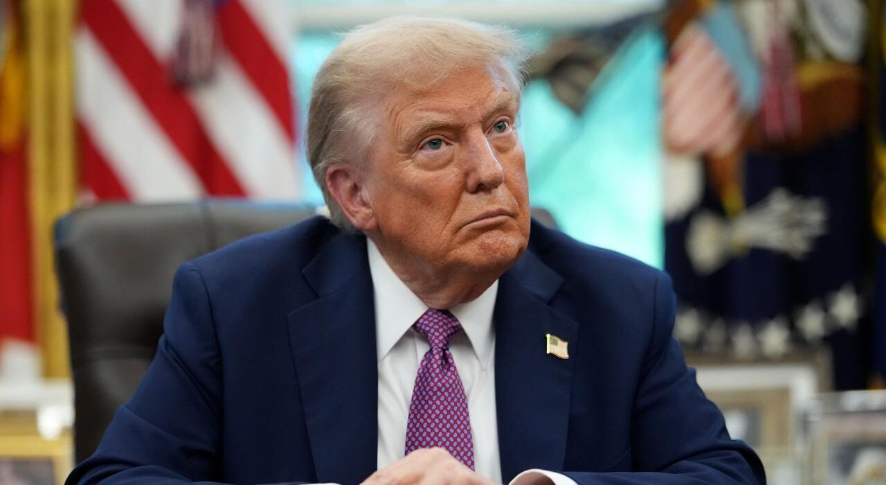 Trump evalúa asistir a la boda de Donald Trump Jr.