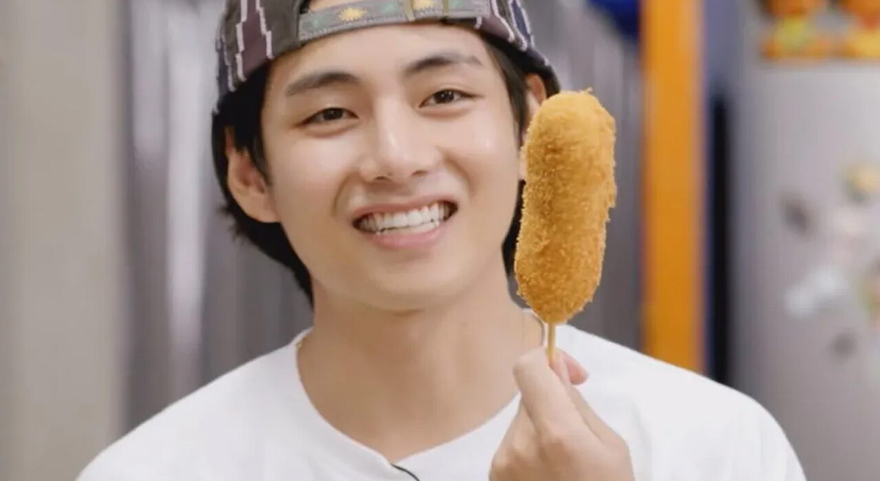 V de BTS conquistó Bacalar desde la cocina