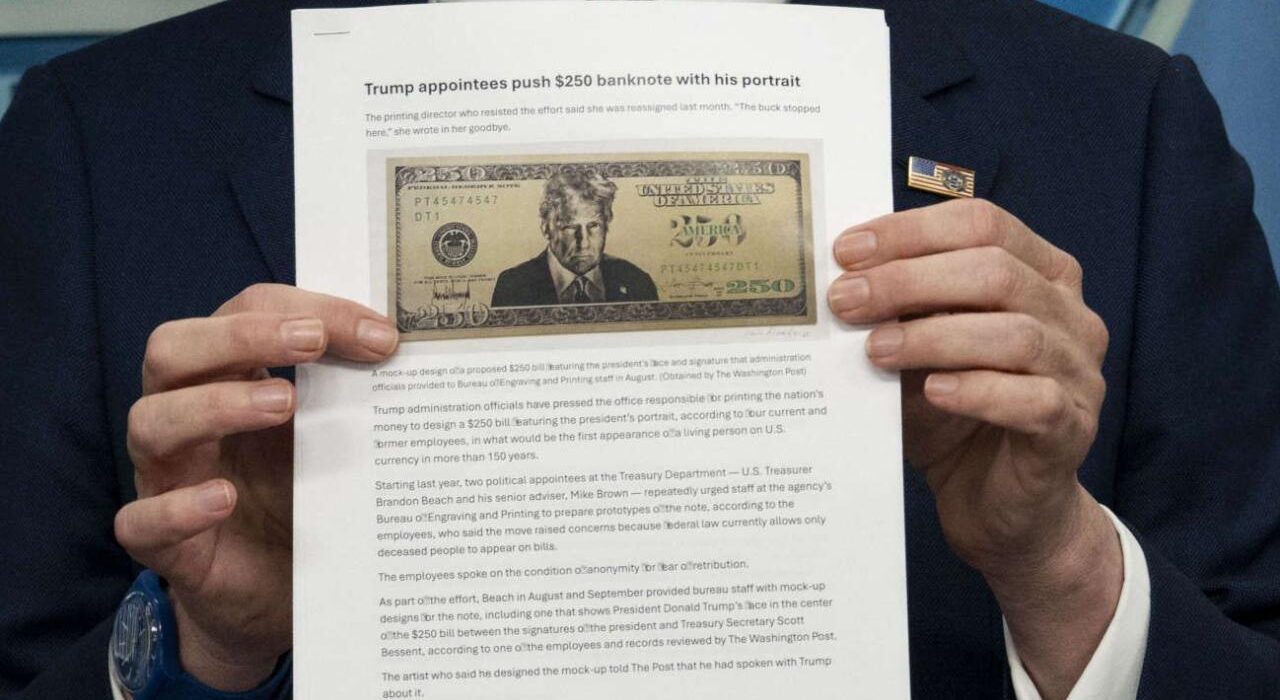 billete con imagen de Trump