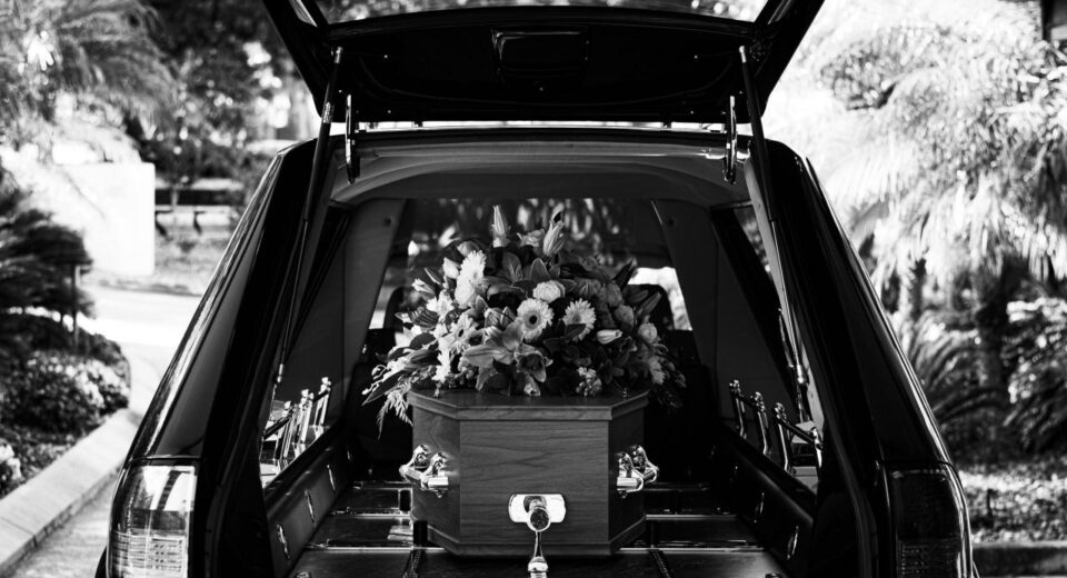 vehículo funerario