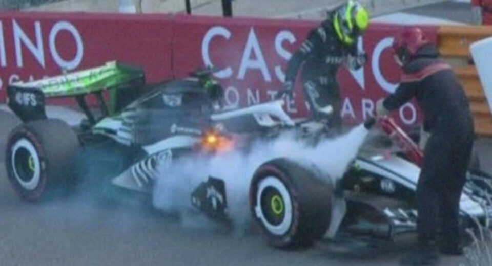 Falla técnica interrumpe sesión de Checo Pérez en Montecarlo