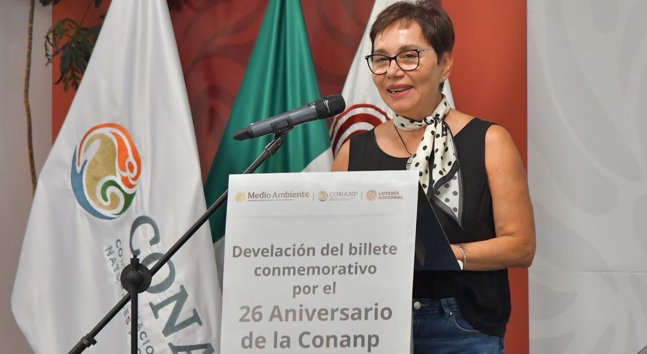 Presentan billete especial