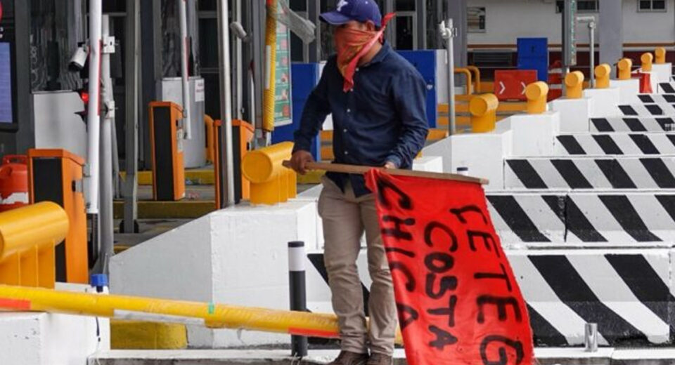 Reforma bajo presión: maestros intensifican protestas y exigen respuesta del Gobierno federal