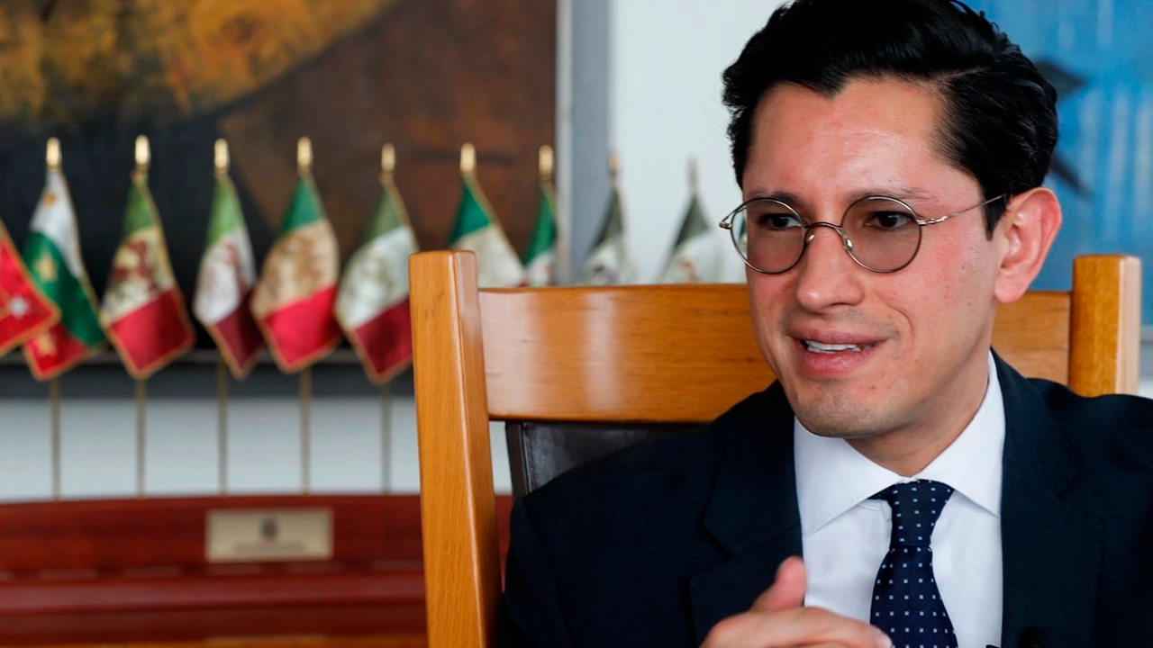 Canciller Roberto Velasco