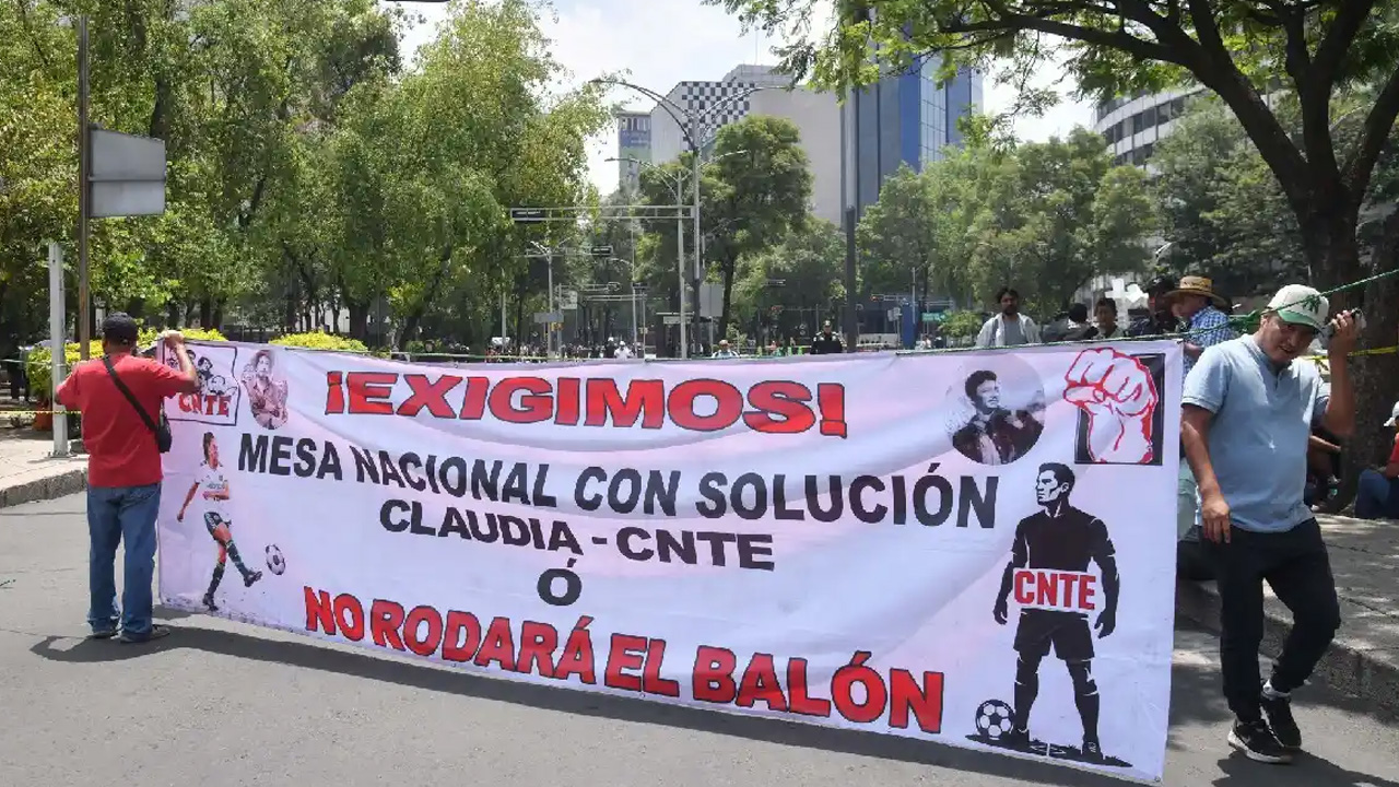 SEP pide analizar propuestas sobre carrera docente y pensiones mientras llama a concluir el ciclo escolar