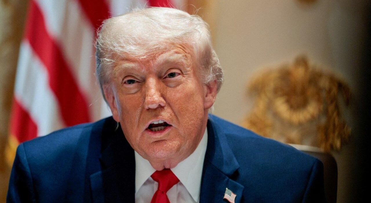 Trump plantea encabezar celebración