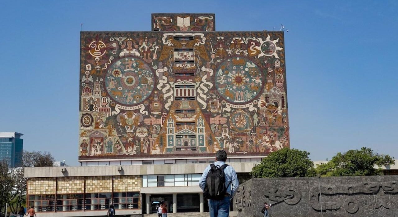 UNAM
