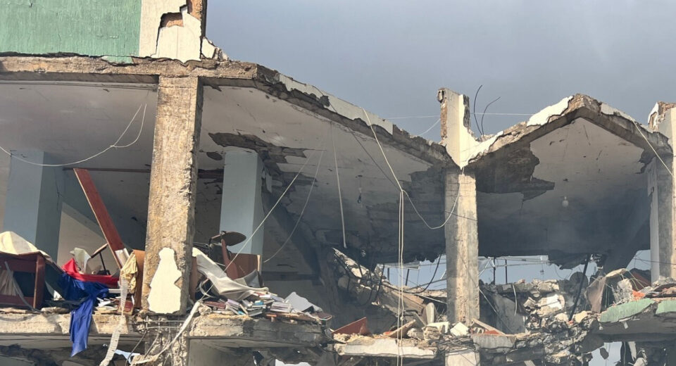 Estados Unidos bombardea objetivos en Irán tras ataques a buques en el estrecho de Ormuz