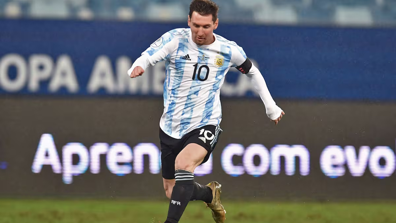Lionel M.