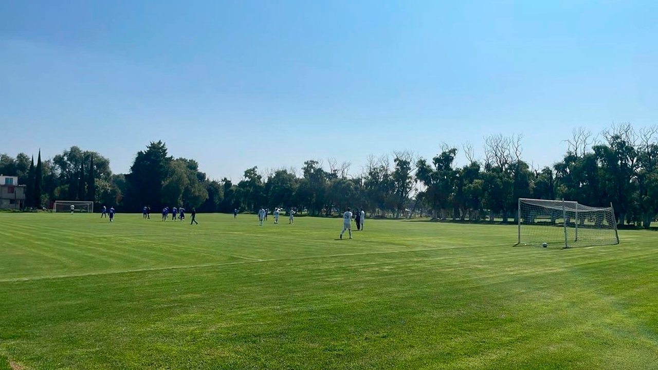 Santa Bárbara, cancha de fut