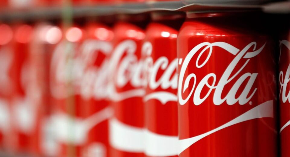 Coca-Cola ajustará precios en México por aumento del IEPS; estos refrescos costarán más