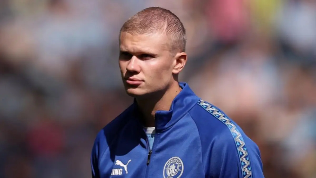 Erling Haaland cambia su icónica melena