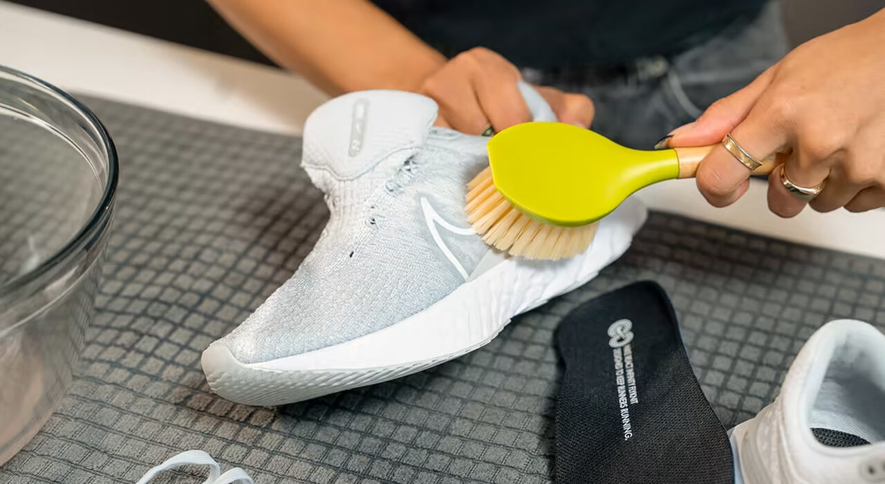 Limpia tus tenis blancos