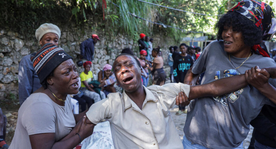 Masacre en Haití: hallan 47 personas muertas tras ataque armado en una iglesia