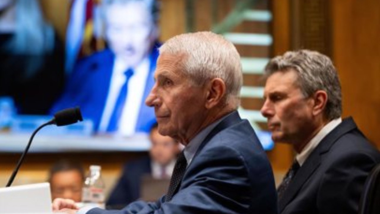 Republicanos endurecen presión contra Fauci; buscan llevar a tribunales el caso del origen del COVID-19