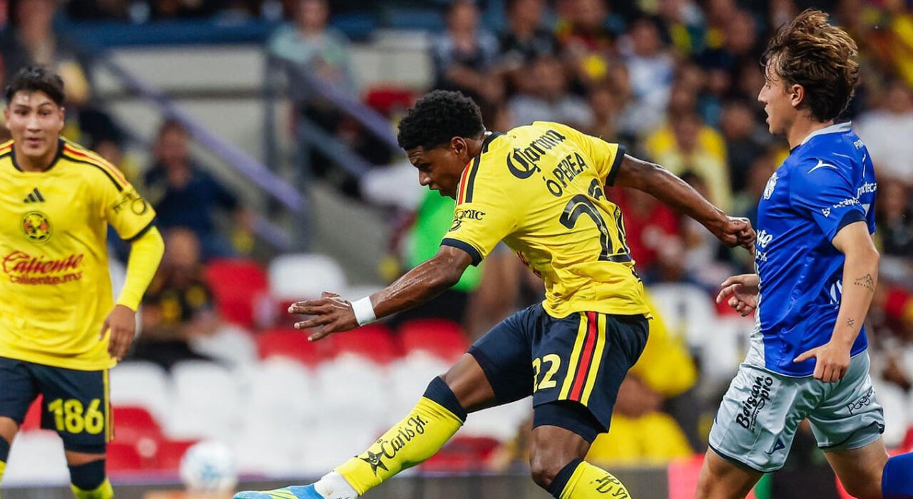 América