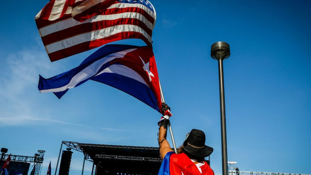 EE.UU. sanciona a integrantes de la red financiera de los Castro mientras Cuba flexibiliza la inversión extranjera