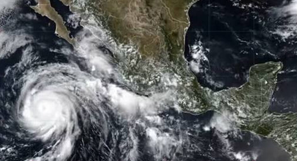 Huracán ‘Marie’ se intensificará a categoría 2 este jueves; alertan por lluvias en BCS