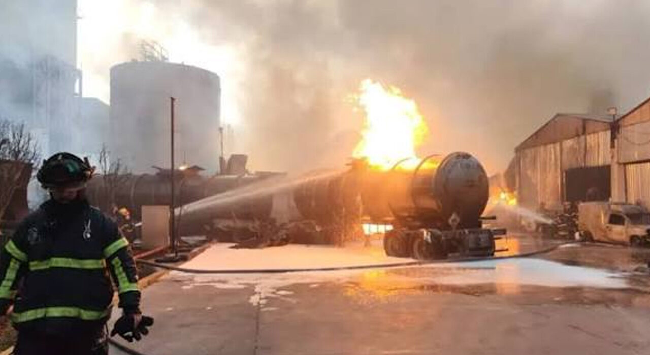 Incendio de diésel en Tlalnepantla deja un muerto y tres heridos con quemaduras graves