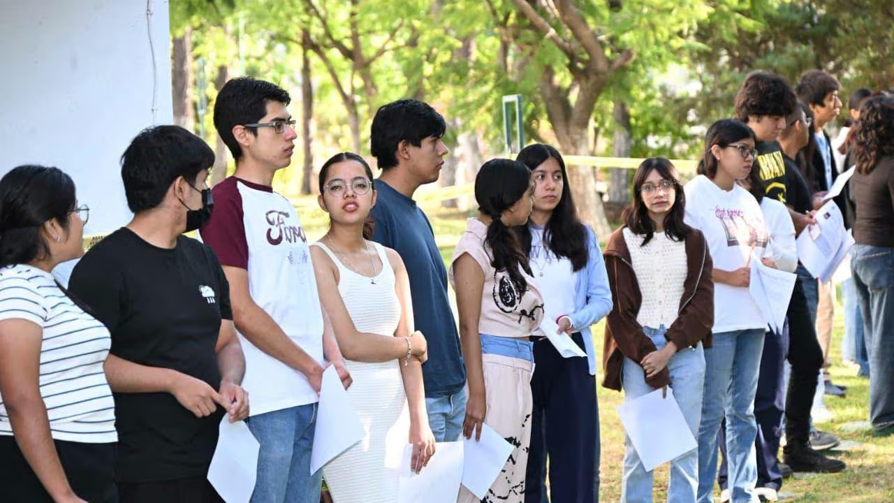 UNAM regresará al examen presencial de admisión tras irregularidades detectadas en prueba en línea